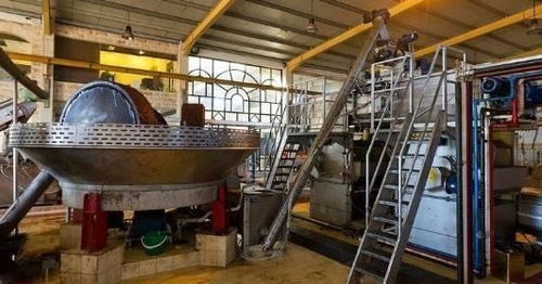 初中生創(chuàng)辦食品廠,她的產(chǎn)品遠(yuǎn)銷海內(nèi)外