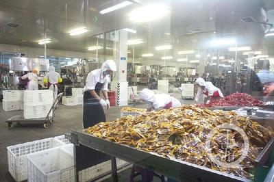 增加物流車、工廠滿負(fù)荷運(yùn)轉(zhuǎn)、邀請(qǐng)頭部主播帶貨,&ldquo;雙十一&rdquo;重慶本土好貨大賣!